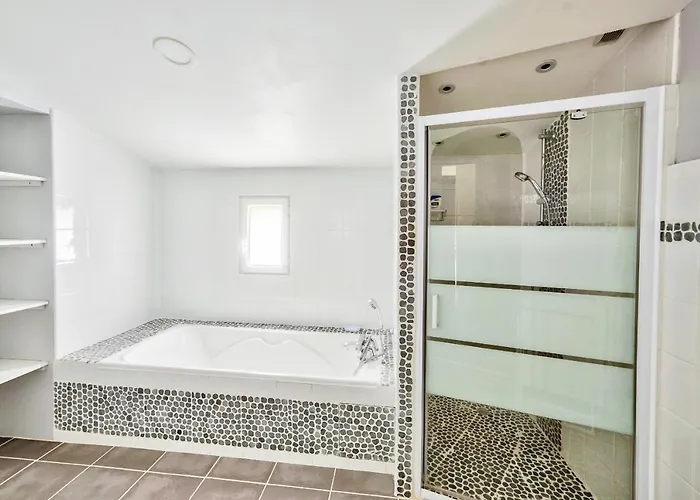 600m Plage- Grande Maison Et Son Jardin Pour 8 Hébergement de vacances