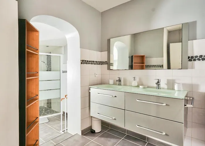 600m Plage- Grande Maison Et Son Jardin Pour 8 Hébergement de vacances *